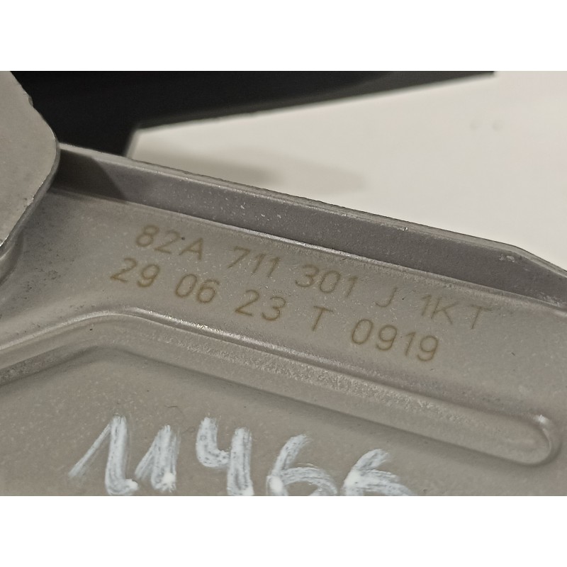 Recambio de palanca freno de mano para audi a1 sportback (gba) 25 tfsi básico referencia OEM IAM 82A711301J  