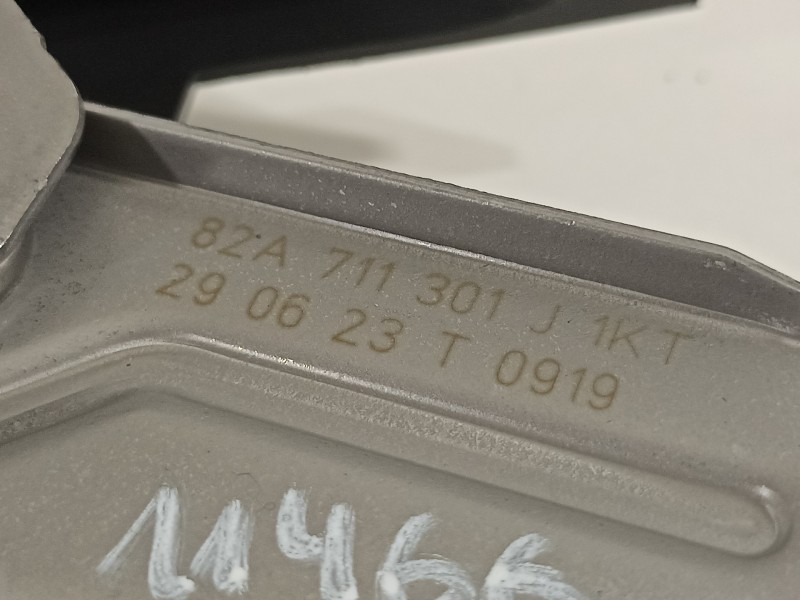 Recambio de palanca freno de mano para audi a1 sportback (gba) 25 tfsi básico referencia OEM IAM 82A711301J  