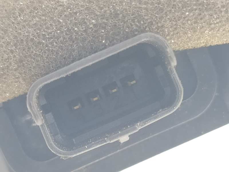 Recambio de cerradura puerta delantera derecha para renault clio iv dynamique referencia OEM IAM 805004945R  