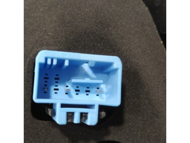 Recambio de piloto trasero izquierdo para volkswagen t-roc advance referencia OEM IAM 2GA945095D 2891000402 