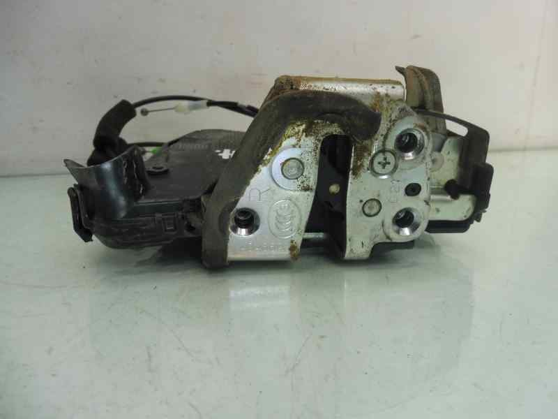 Recambio de cerradura puerta delantera derecha para toyota land cruiser (j15) basis referencia OEM IAM 9092109  