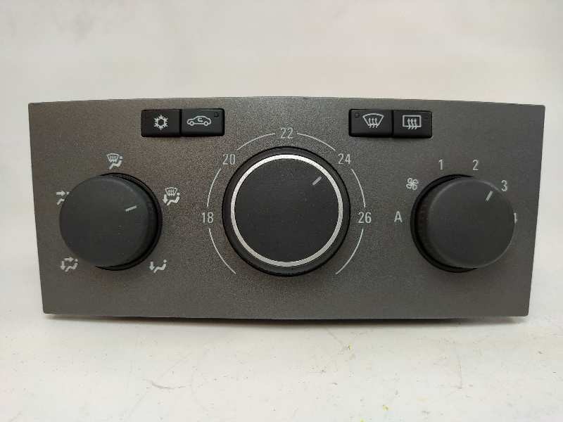 Recambio de mando climatizador para opel zafira b enjoy referencia OEM IAM 13231049  
