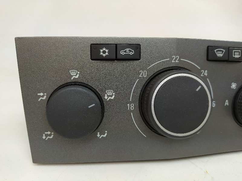 Recambio de mando climatizador para opel zafira b enjoy referencia OEM IAM 13231049  