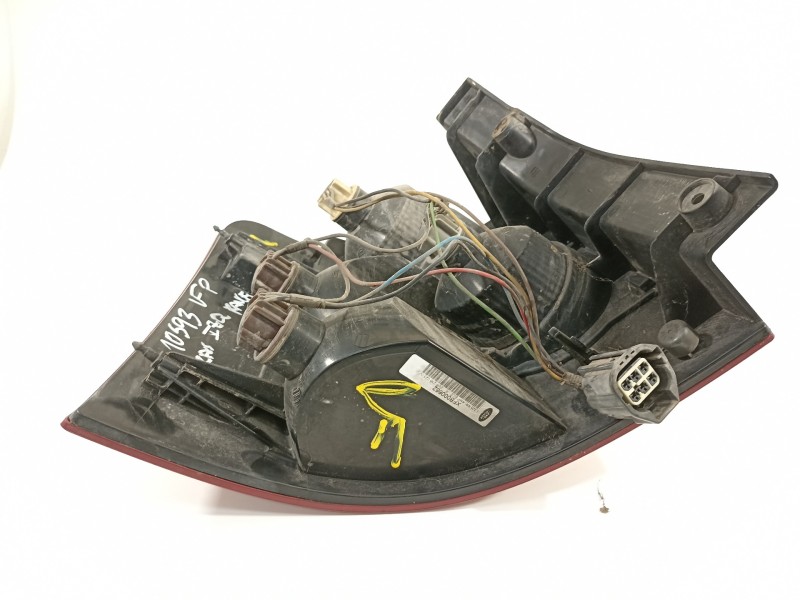 Recambio de piloto trasero derecho para land rover range rover sport v6 td hse referencia OEM IAM XFB000662  