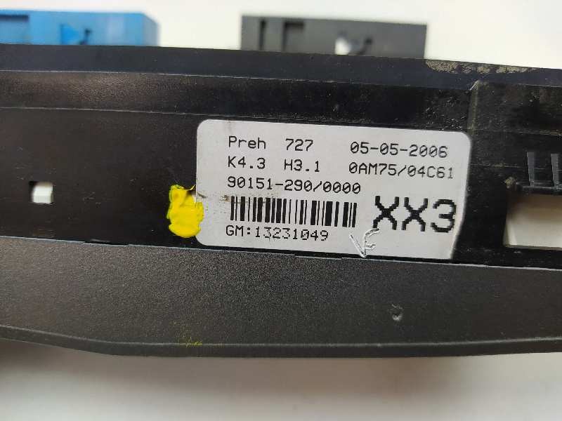 Recambio de mando climatizador para opel zafira b enjoy referencia OEM IAM 13231049  