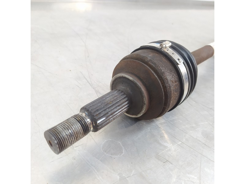 Recambio de transmision delantera izquierda para dacia sandero ambiance referencia OEM IAM 391014946R  