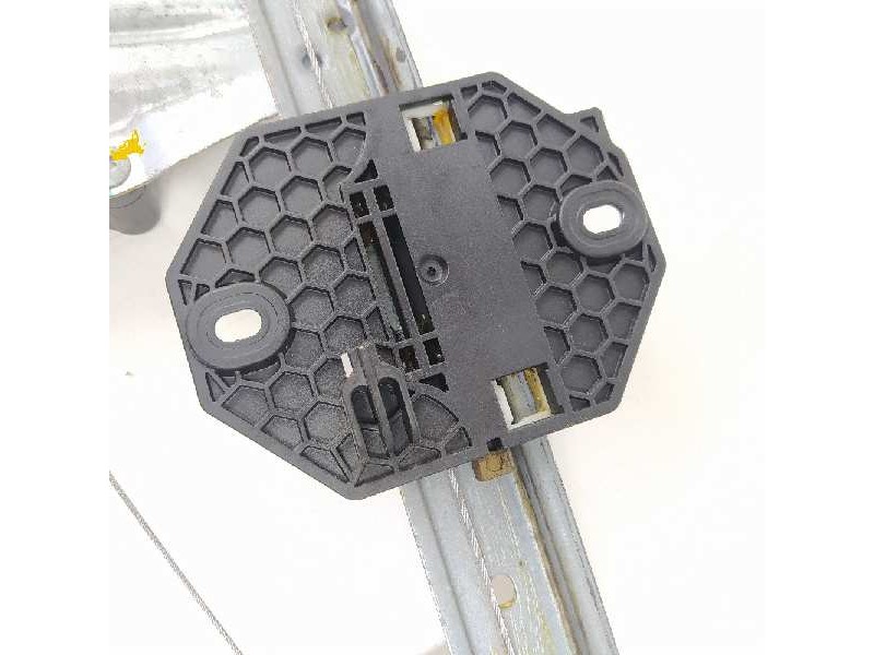 Recambio de elevalunas delantero izquierdo para dacia sandero ambiance referencia OEM IAM 807213282R  