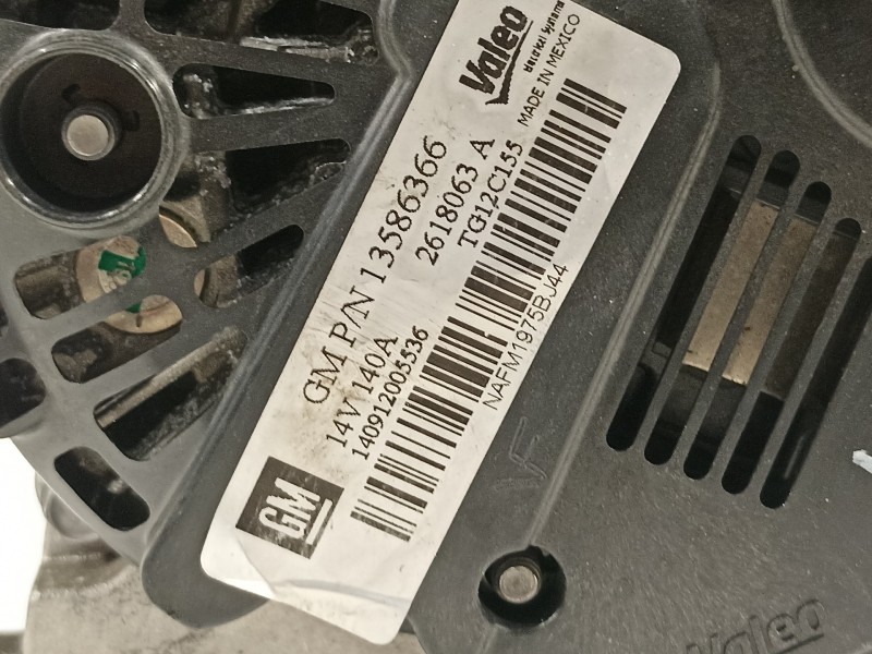 Recambio de alternador para opel astra j lim. 1.6 cdti dpf referencia OEM IAM 13586366  