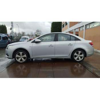 CHEVROLET CRUZE (J300)