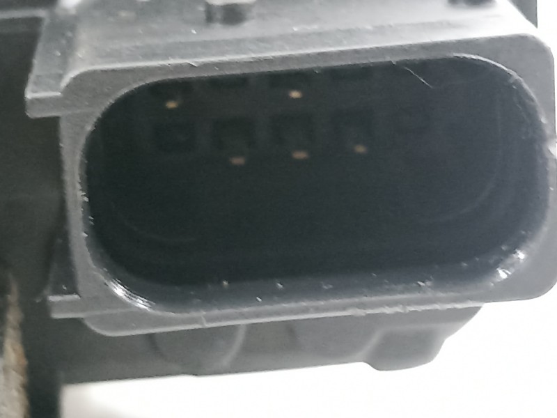 Recambio de cerradura puerta delantera derecha para opel astra j lim. 1.6 cdti dpf referencia OEM IAM 13579523  