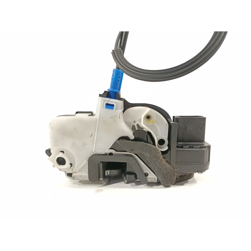 Recambio de cerradura puerta delantera derecha para opel astra j lim. 1.6 cdti dpf referencia OEM IAM 13579523  