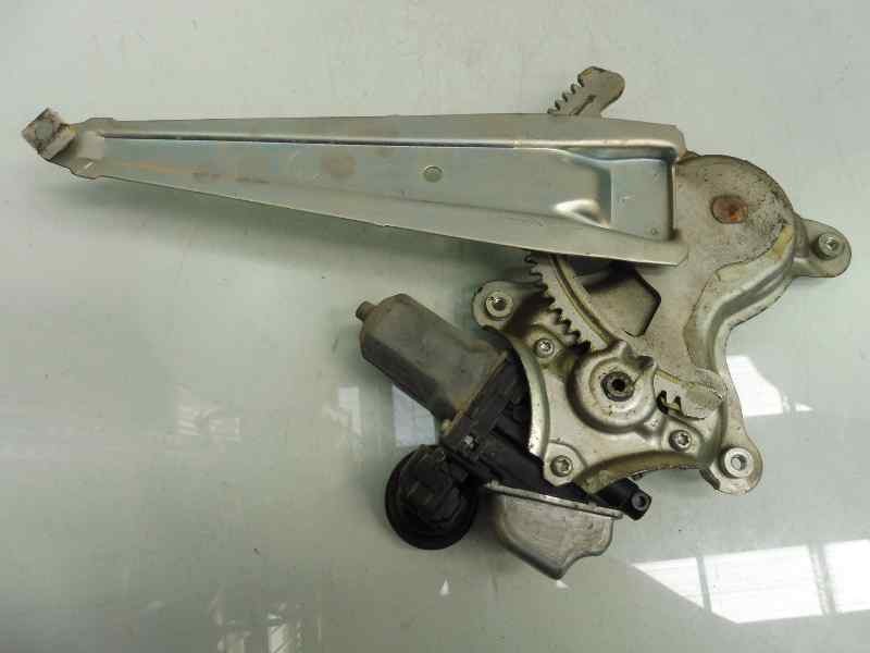 Recambio de elevalunas trasero derecho para toyota land cruiser (j15) basis referencia OEM IAM 8572075030  