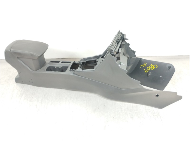 Recambio de apoyabrazos central para volkswagen t-roc advance referencia OEM IAM 2GA863243  