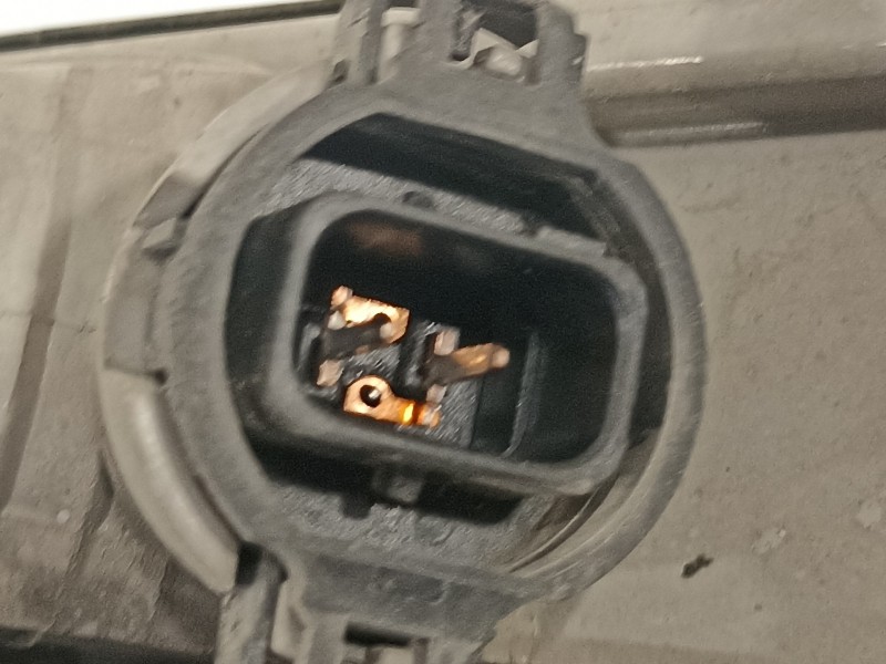 Recambio de piloto delantero derecho para opel astra j lim. 1.6 cdti dpf referencia OEM IAM 13367143  RH1336879