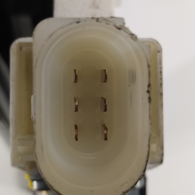 Recambio de elevalunas trasero derecho para bmw serie 5 touring (f11) 530d xdrive referencia OEM IAM 7182122 7182122 71826149