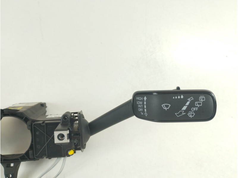 Recambio de mando intermitentes para volkswagen t-roc advance referencia OEM IAM 5Q1953502AA 5Q1953502AA 