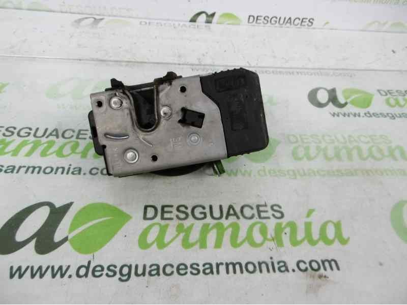 Recambio de cerradura puerta delantera derecha para opel corsa c silverline referencia OEM IAM 13154792  