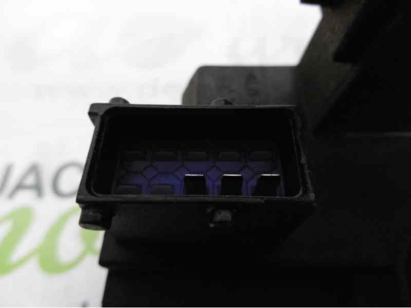 Recambio de cerradura puerta delantera derecha para opel corsa c silverline referencia OEM IAM 13154792  