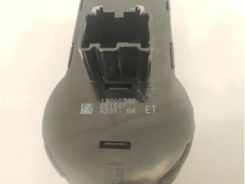 Recambio de mando luces para opel astra j lim. 1.6 cdti dpf referencia OEM IAM 13268702 251507 423154