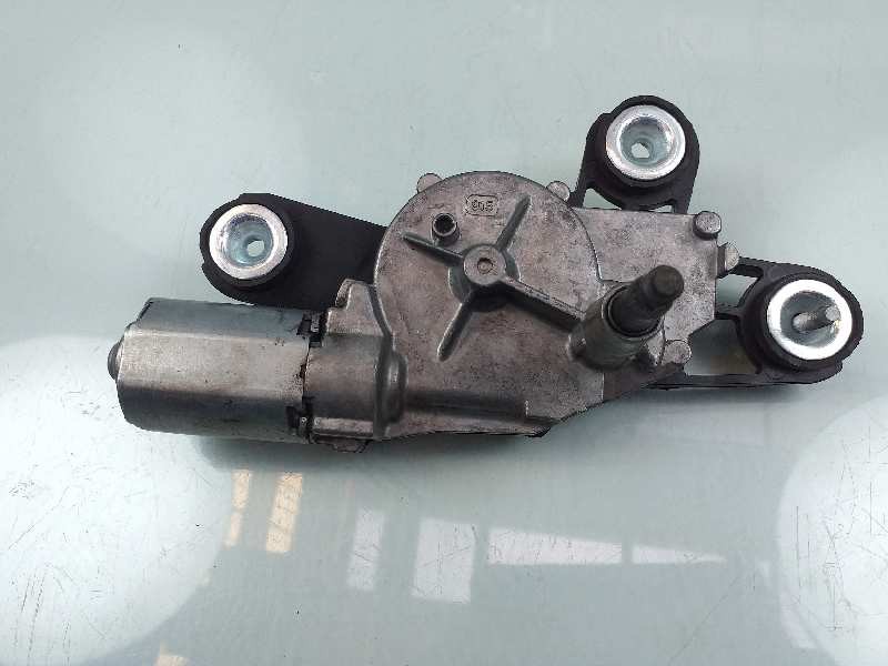 Recambio de motor limpia trasero para ford kuga (cbv) trend referencia OEM IAM 8V4117K441AB 0390201854 