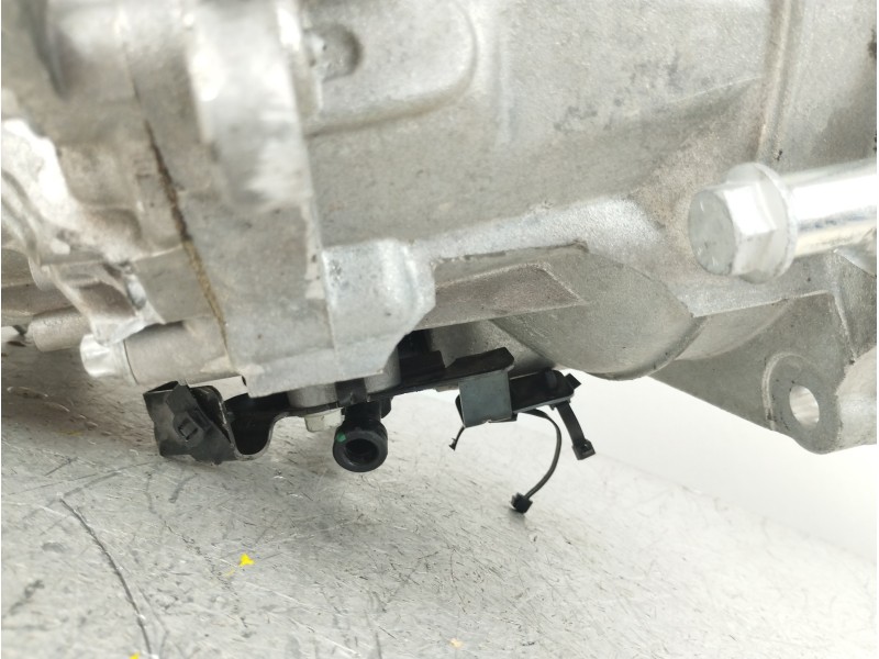 Recambio de caja cambios para opel astra j lim. 1.6 cdti dpf referencia OEM IAM M320MDE M32 