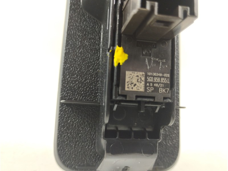 Recambio de mando elevalunas trasero izquierdo para volkswagen t-roc advance referencia OEM IAM 5G0959855L  
