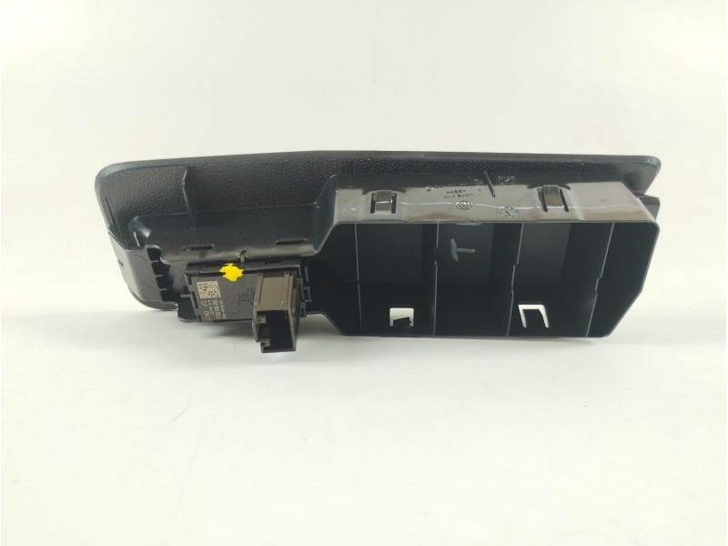 Recambio de mando elevalunas trasero izquierdo para volkswagen t-roc advance referencia OEM IAM 5G0959855L  