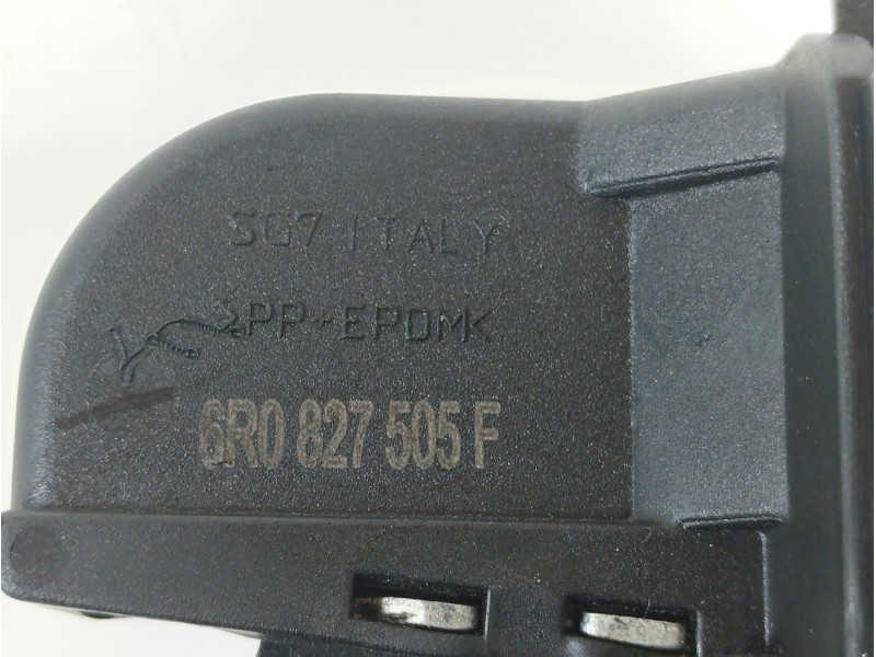 Recambio de cerradura maletero / porton para volkswagen polo (6c1) crosspolo referencia OEM IAM 6R0827505F  