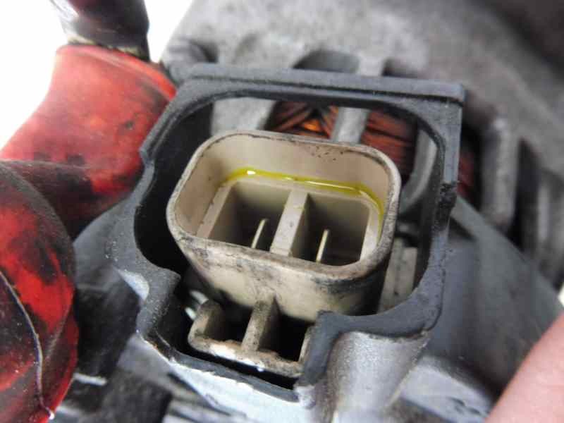 Recambio de alternador para nissan almera (n16/e) acenta referencia OEM IAM 5281031000 2655221 