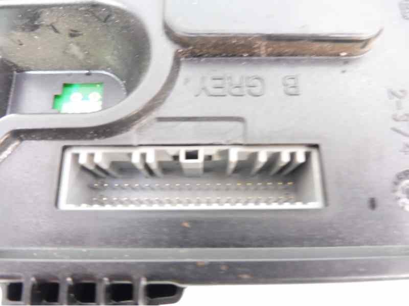 Recambio de caja reles / fusibles para renault megane iii berlina 5 p emotion referencia OEM IAM 284B17288R S180098501 