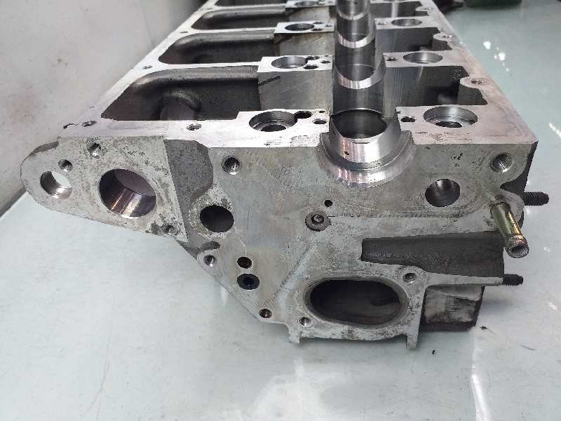Recambio de culata para audi a3 (8l) 1.9 tdi referencia OEM IAM 038103373R  