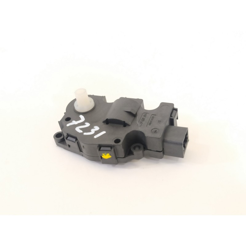 Recambio de motor apertura trampillas climatizador para bmw serie 5 touring (f11) 530d xdrive referencia OEM IAM EFB490 K9749007