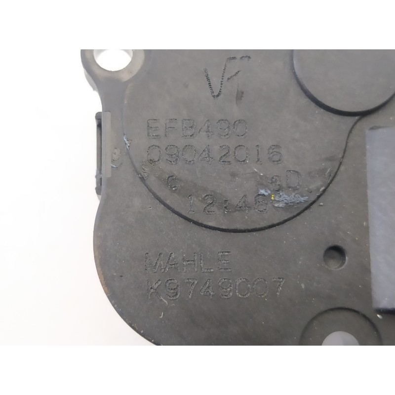 Recambio de motor apertura trampillas climatizador para bmw serie 5 touring (f11) 530d xdrive referencia OEM IAM EFB490 K9749007