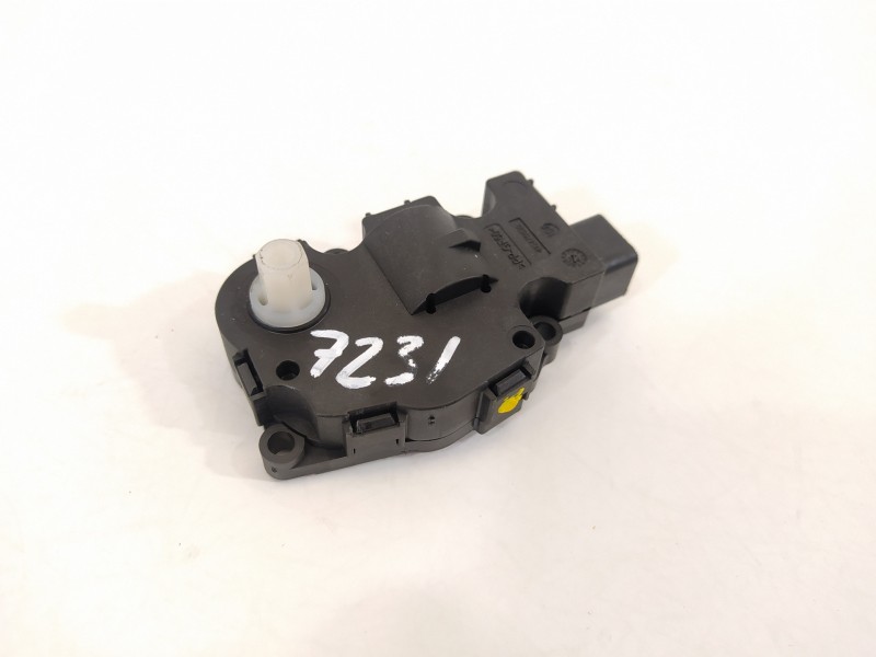 Recambio de motor apertura trampillas climatizador para bmw serie 5 touring (f11) 530d xdrive referencia OEM IAM EFB490 K9749007