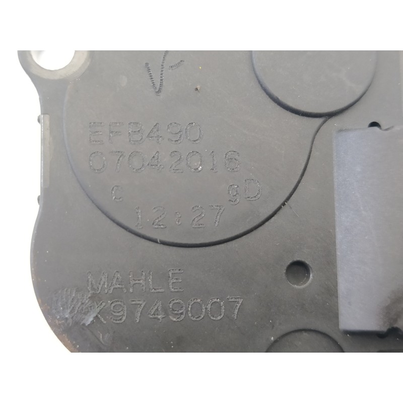 Recambio de motor apertura trampillas climatizador para bmw serie 5 touring (f11) 530d xdrive referencia OEM IAM EFB490 K9749007