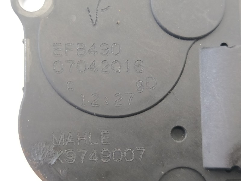 Recambio de motor apertura trampillas climatizador para bmw serie 5 touring (f11) 530d xdrive referencia OEM IAM EFB490 K9749007