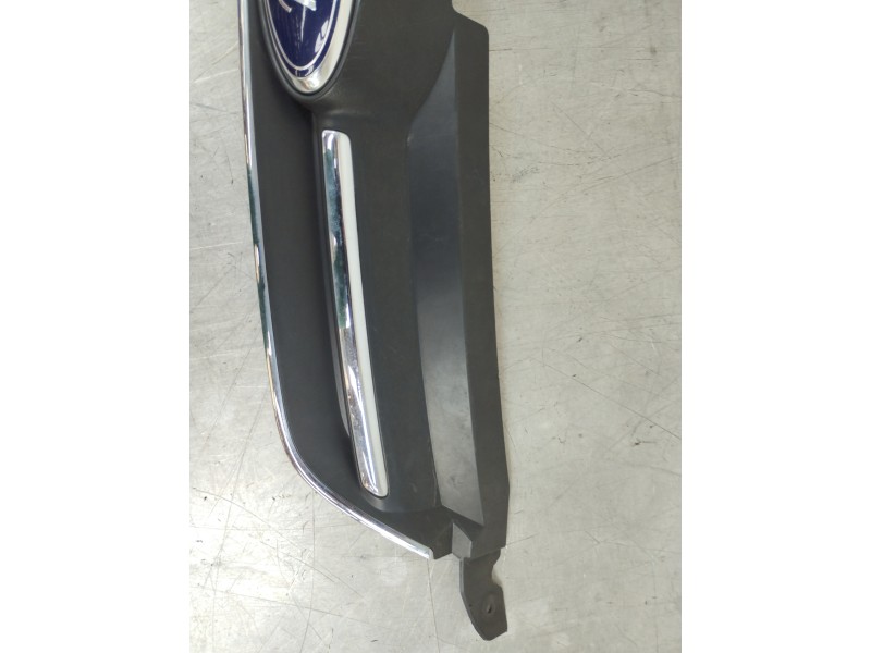 Recambio de rejilla delantera para ford c-max edition referencia OEM IAM AM51R8200C AM51R8138C 