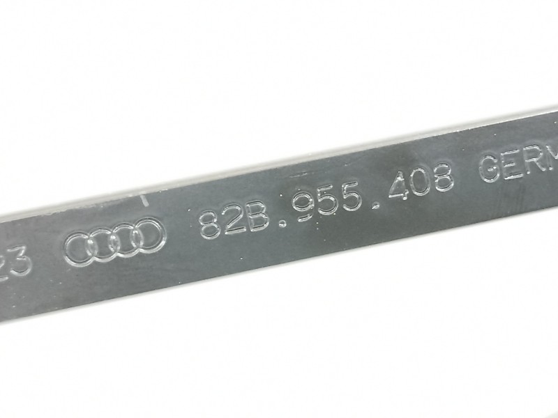 Recambio de brazo limpia delantero izquierdo para audi a1 sportback (gba) 25 tfsi básico referencia OEM IAM 82B955407  