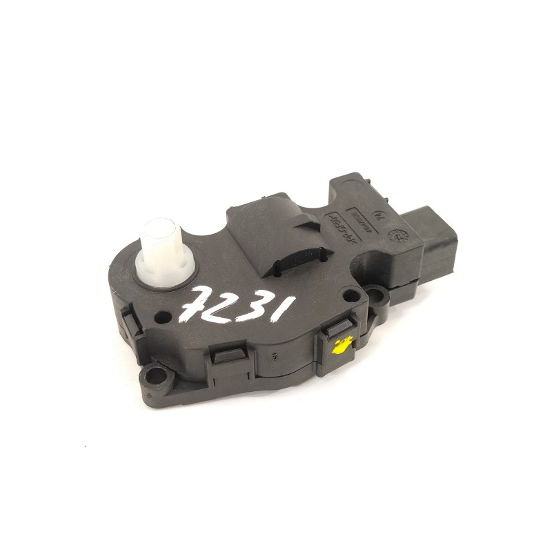 Recambio de motor apertura trampillas climatizador para bmw serie 5 touring (f11) 530d xdrive referencia OEM IAM EFB490 K9749007