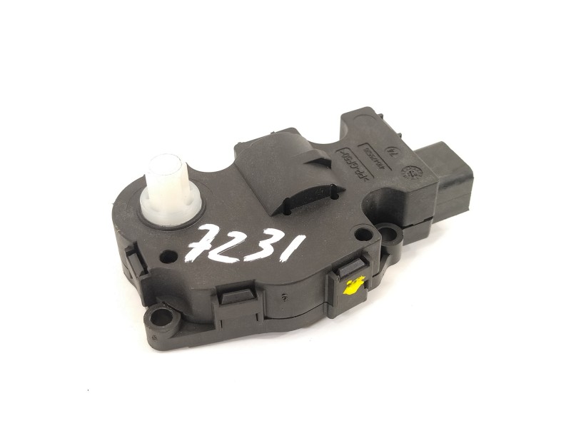 Recambio de motor apertura trampillas climatizador para bmw serie 5 touring (f11) 530d xdrive referencia OEM IAM EFB490 K9749007