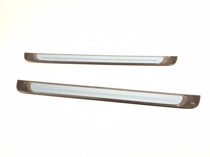 Recambio de moldura para audi a1 sportback (gba) 25 tfsi básico referencia OEM IAM 8V4853492J 8V4853491M 8V4853491N