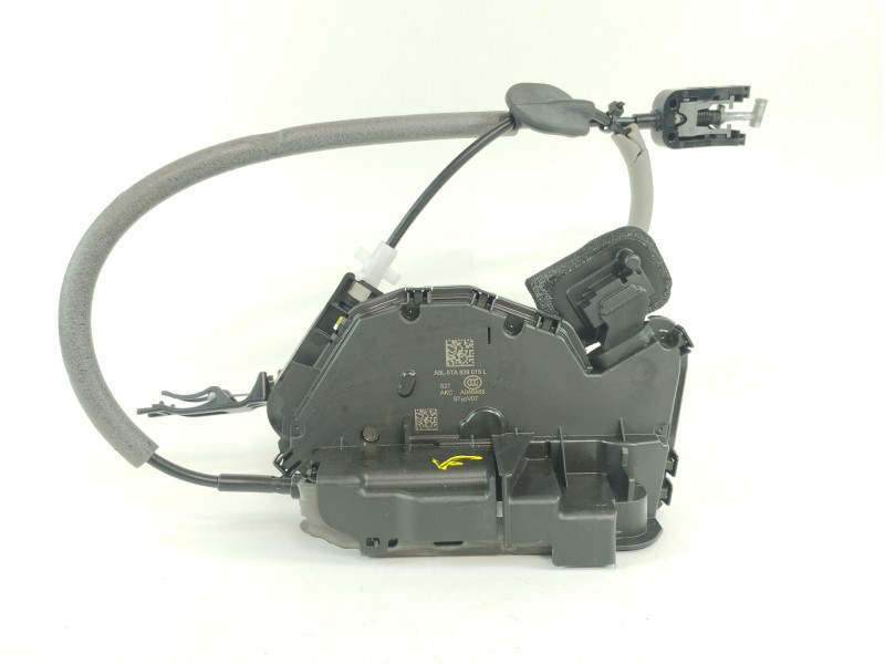 Recambio de cerradura puerta trasera izquierda para volkswagen t-roc advance referencia OEM IAM 5TA839015L  