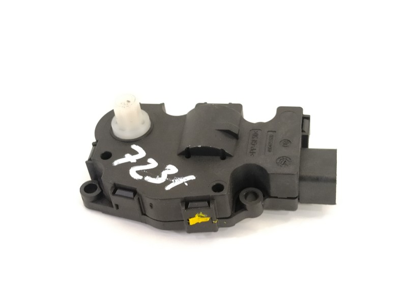 Recambio de motor apertura trampillas climatizador para bmw serie 5 touring (f11) 530d xdrive referencia OEM IAM EFB490 K9749007