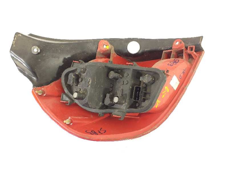 Recambio de piloto trasero derecho para renault clio iii 20 aniversario referencia OEM IAM 8200459960  