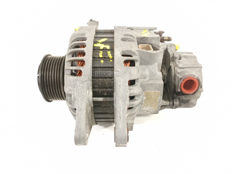 Recambio de alternador para kia sorento 2.5 crdi concept referencia OEM IAM 373004A110  