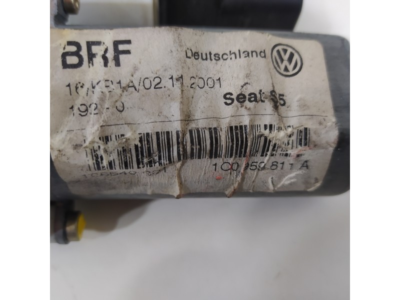 Recambio de motor elevalunas trasero izquierdo para seat leon (1m1) signo referencia OEM IAM 1C0959811A  