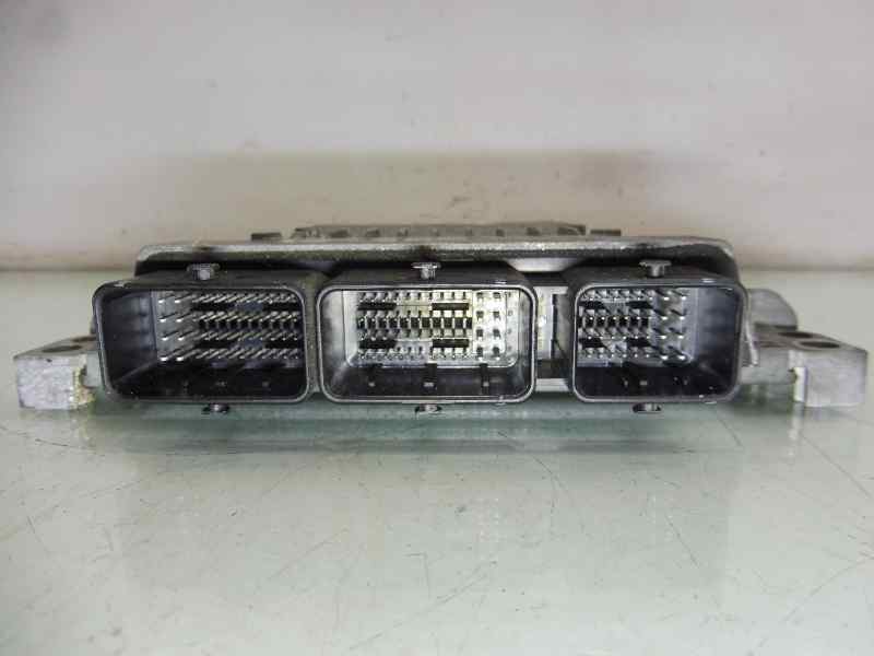 Recambio de centralita motor uce para renault scenic ii confort expression referencia OEM IAM 8200565863 122326109A 8200592611