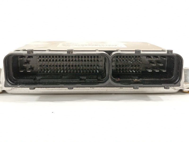 Recambio de centralita motor uce para kia sorento 2.5 crdi concept referencia OEM IAM 391004A810  