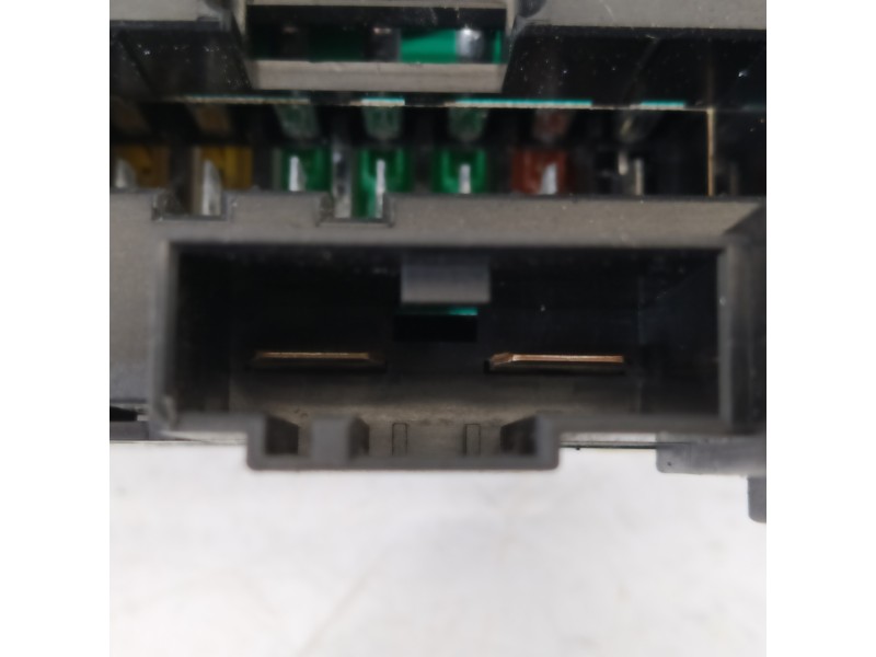 Recambio de caja reles / fusibles para bmw serie 5 touring (f11) 530d xdrive referencia OEM IAM 61149252815 9252815 