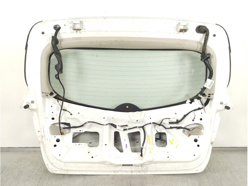 Recambio de porton trasero para nissan pulsar (c13) acenta referencia OEM IAM   